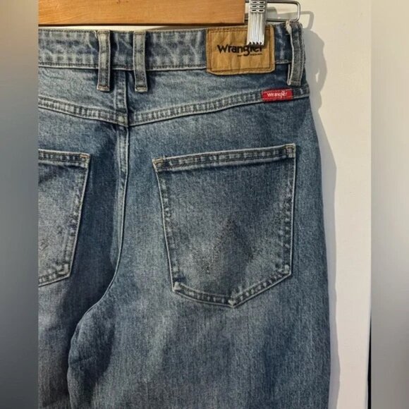 WRANGLER X URBAN OUTFITTERS - Hi Bells Light Blue Wash Jeans Size 28 - Picture 7 of 12